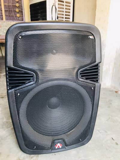 audionic speaker good condition model 735 )03054000518