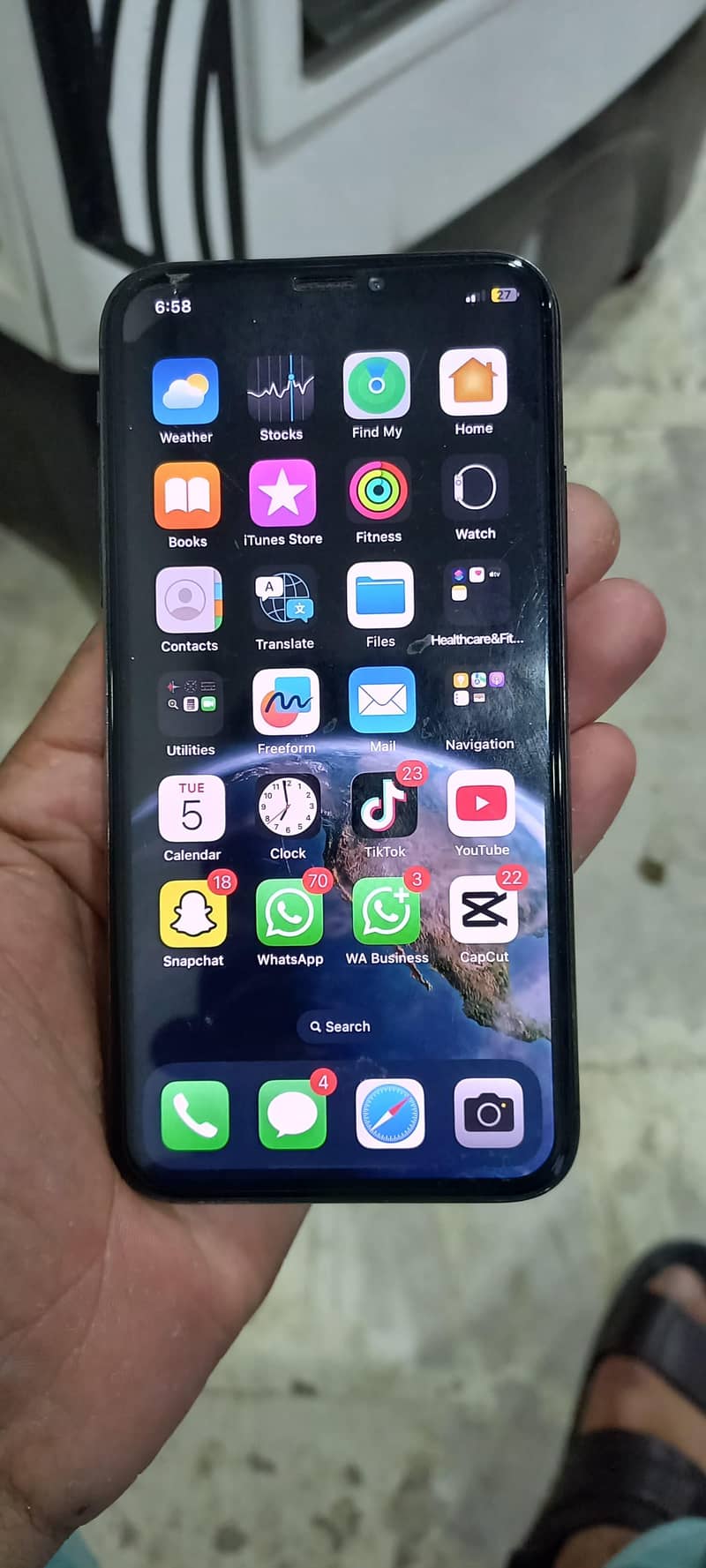 Apple iPhone X 3