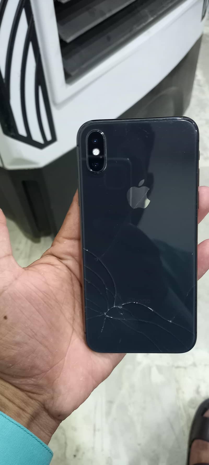 Apple iPhone X 4