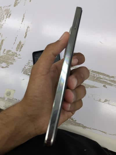 Tecno CAMON 30