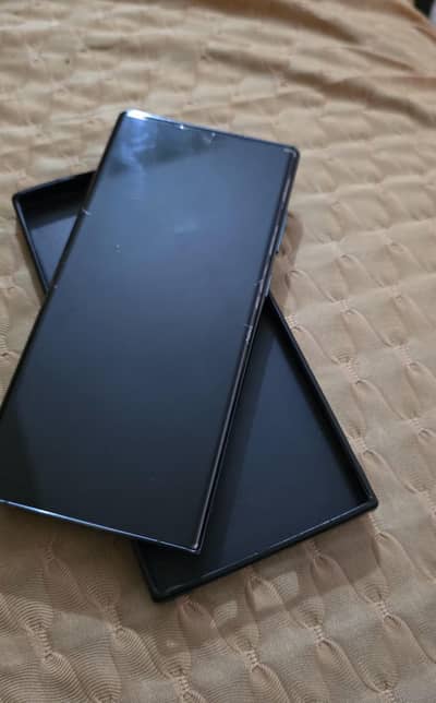 Samsung Galaxy  S22 Ultra