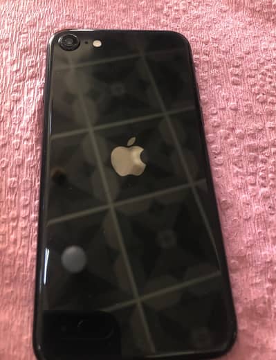 Apple iPhone SE