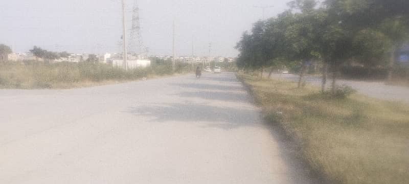 SUNFACING PLOT WITH IDEAL ACCESS 3