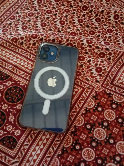Apple iPhone 12