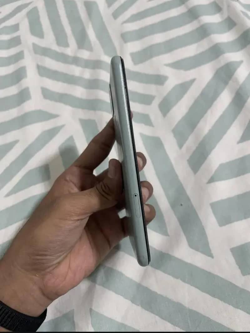 Google Pixel 5 8gb 128gb dual Sim Approved 3
