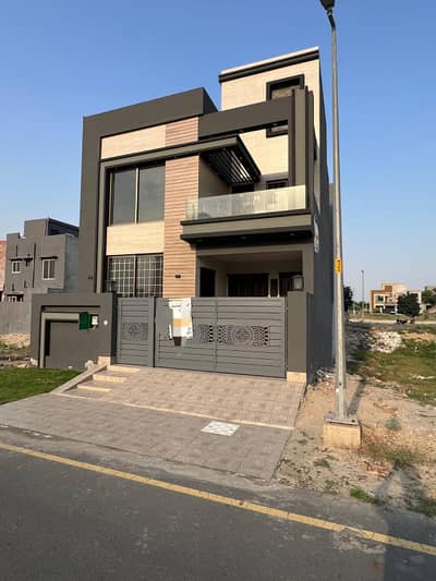 Slightly 5 Marla House For Sale Location In Bahria Orchard Block OLC-A Raiwind Lahore