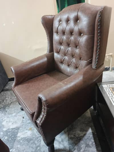 2 king size sofa avaliable for sale