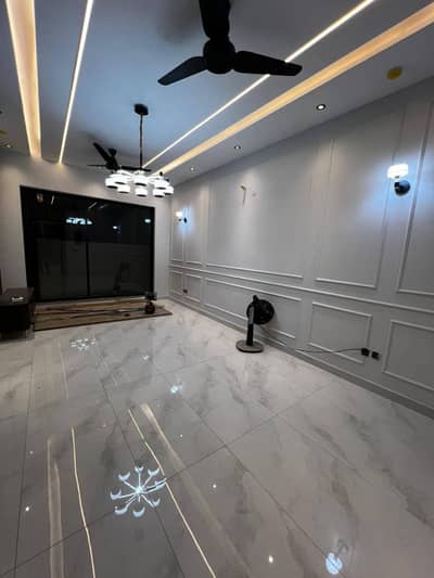 5 Marla Beautiful House For Rent In DHA 9 Town