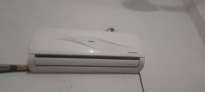 1ton haier dc inverter for sale like new condition all okay working