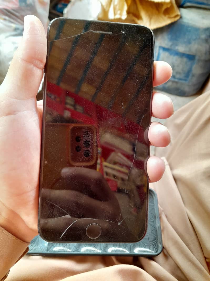 Apple iPhone 7 Plus 7