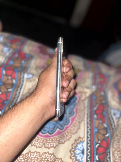 I Phone Xs 64gb icloud Locked