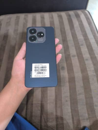  Nubia V60 – Like New