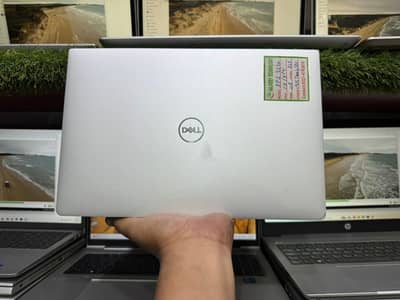 Dell XPS 13 | i5 8th Gen | 8GB RAM 256GB SSD | 4K Bezelless Touch