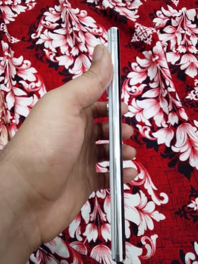 I want sale my samsung s22 ultra 12gb 512gb official pta prove
