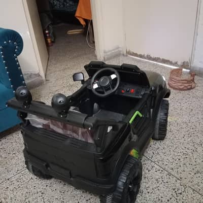 Electric jeep like new