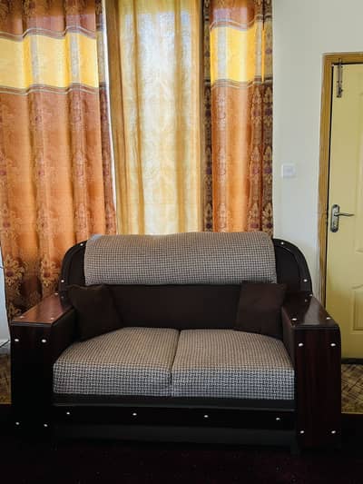 12 seater Woden sofas with 3 glass tables, 9/10 condition,