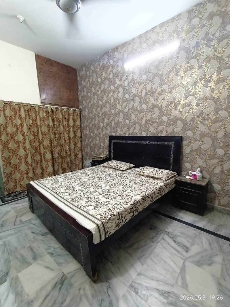 Double bed with side tables 2