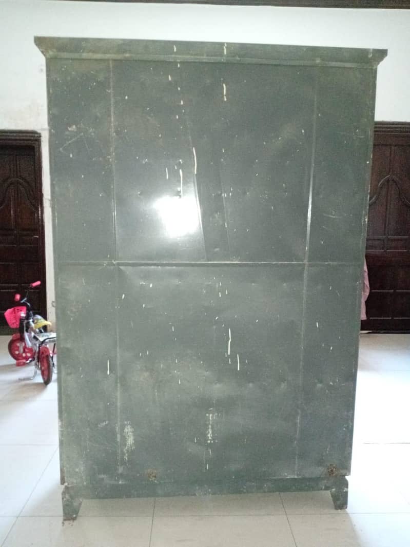 wardrobe 2