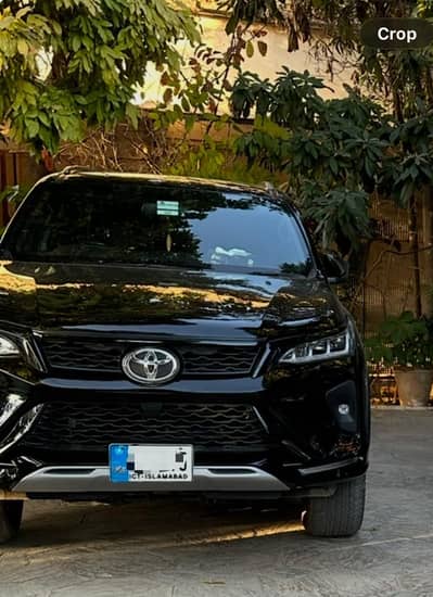 Toyota Fortuner Legender 1 owner