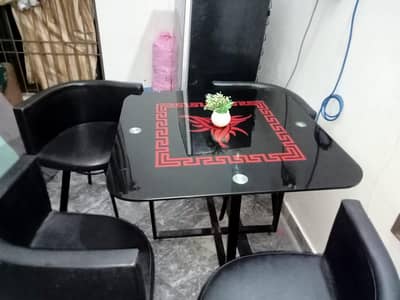 dinning with 4 chair