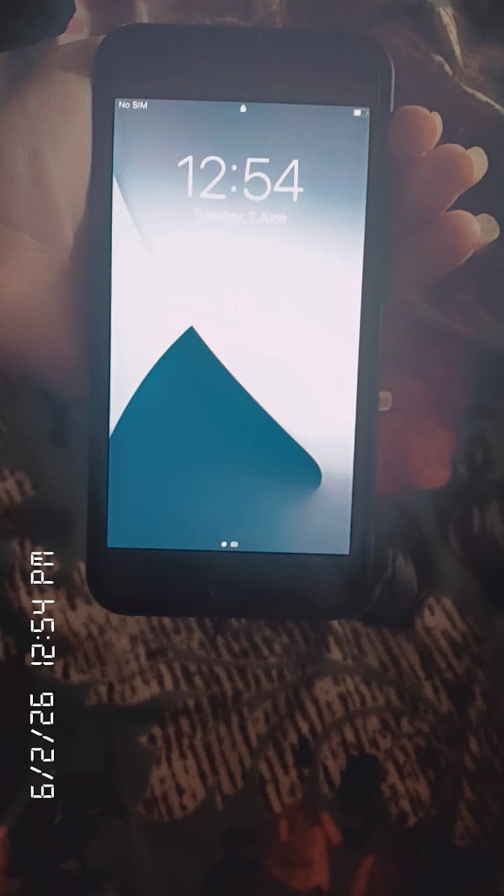 Apple iPhone 7 Plus 2