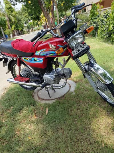 cd70 bike urgent sale