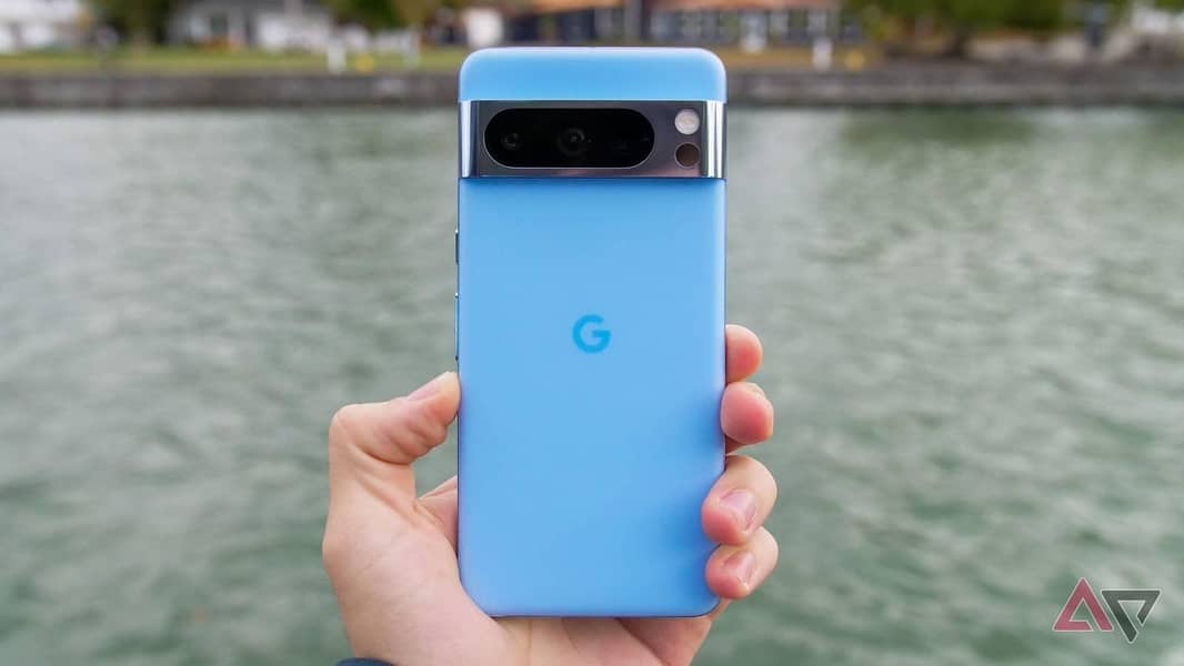 Google Pixel 8 Pro 2