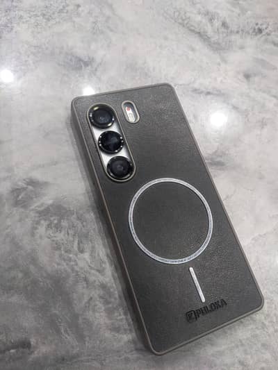 Tecno CAMON 40 Pro