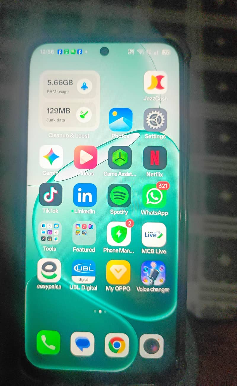 OPPO A6 1