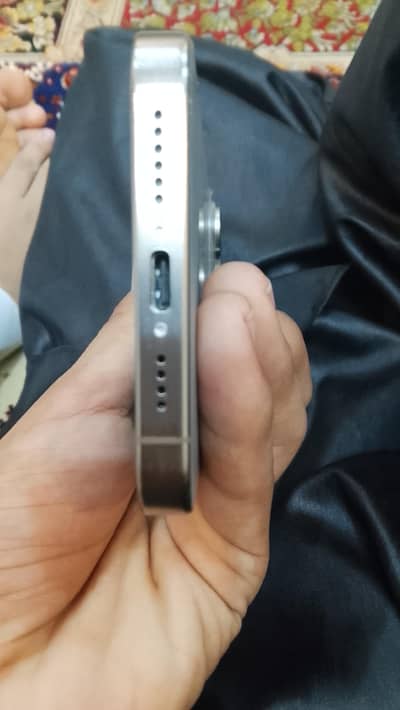 Apple iPhone 15 Pro Max
