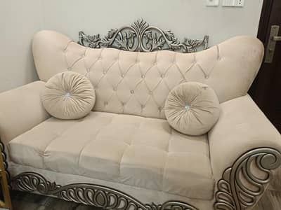 Luxury velvet sofa set 3|2|1 seater | wooden carving design sofa| used