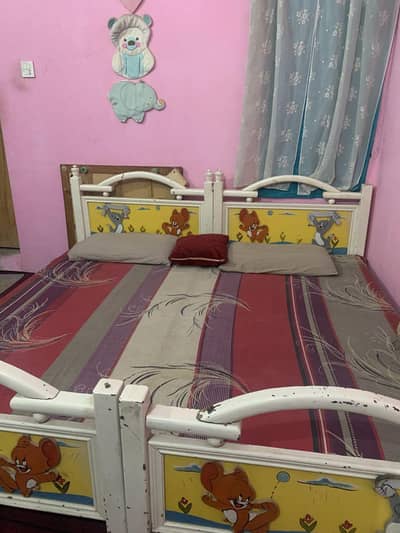 2 singles pure wood beds with mattress