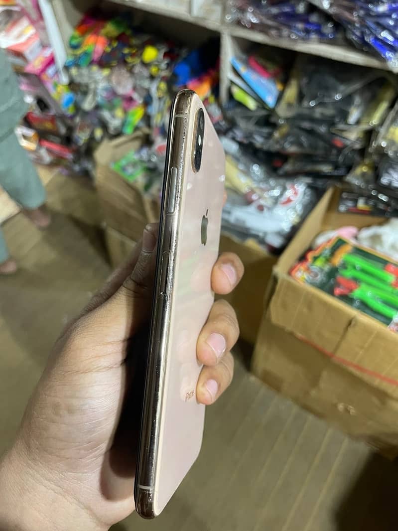 Apple iPhone Xmax 5