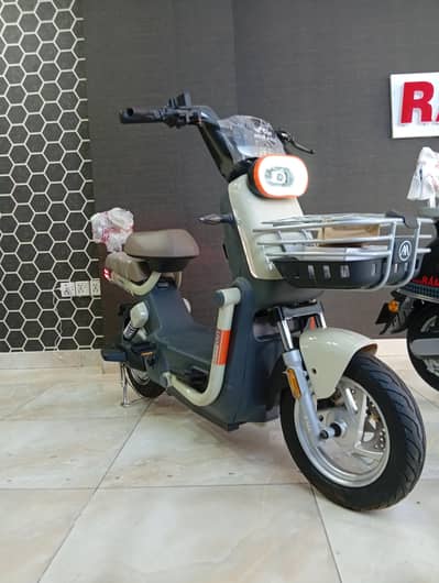 Ramza Kuling Peddler E-Scooty By AIMA Global