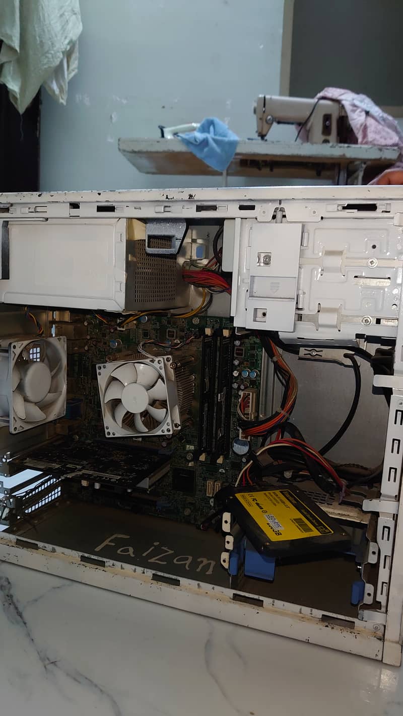 Computer &LCD 5
