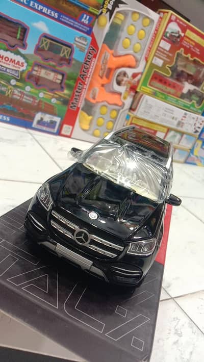 MERCEDES GL FULL METAL BODY