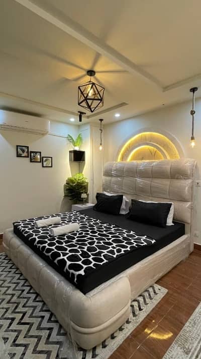 Daily basis, and weekly basis, One bedroom fully furnished luxury apartment available for rent Gulberg greens Islamabad