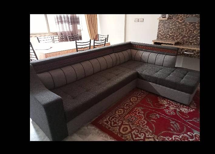 L shaped sofa with table 5