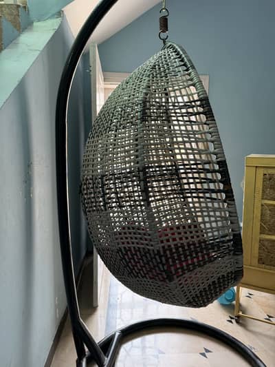 Swing chair used