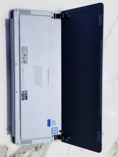 Latitude Dell 7200 2 in 1 [ i5 8th gen ]