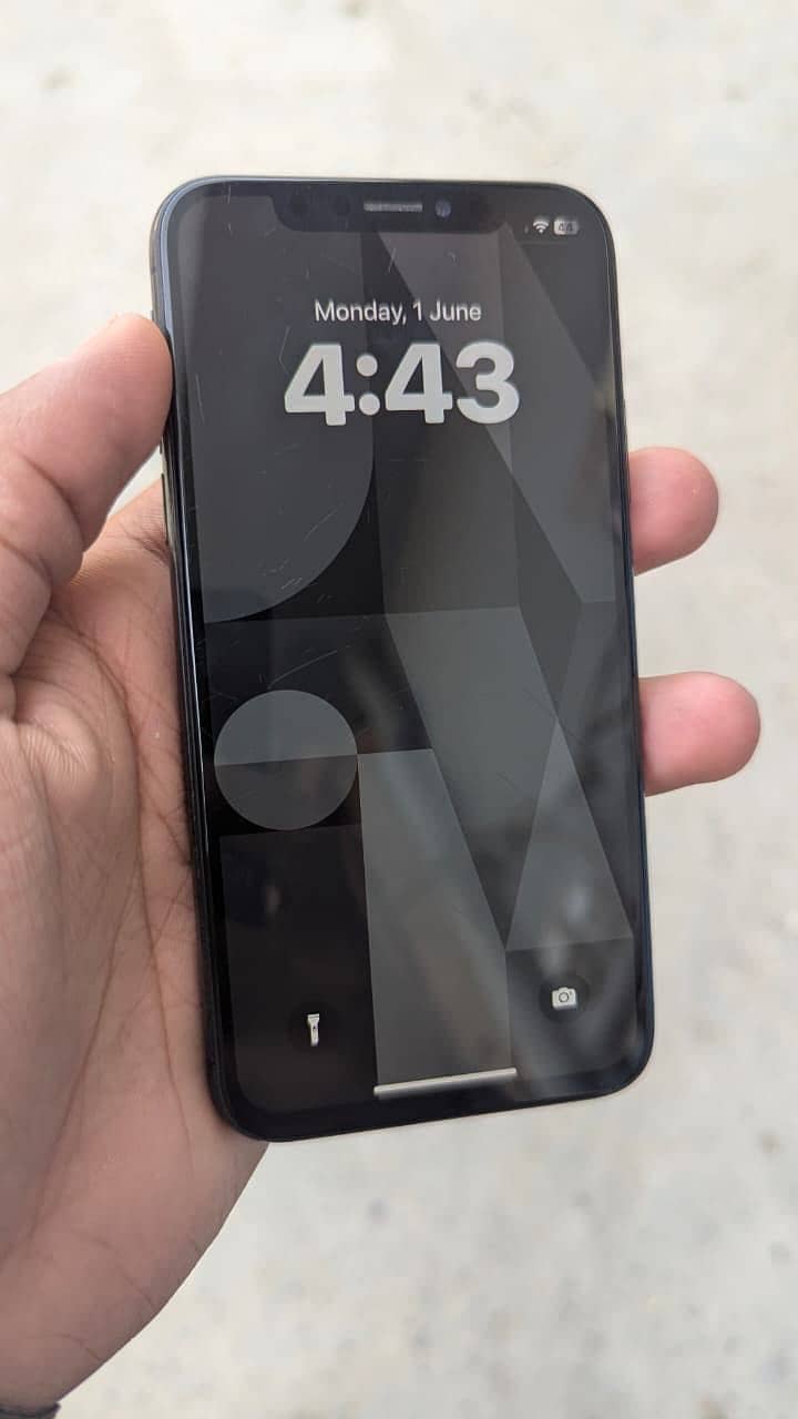 iPhone X 1