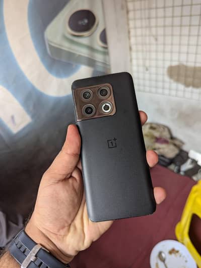 One Plus 10 Pro