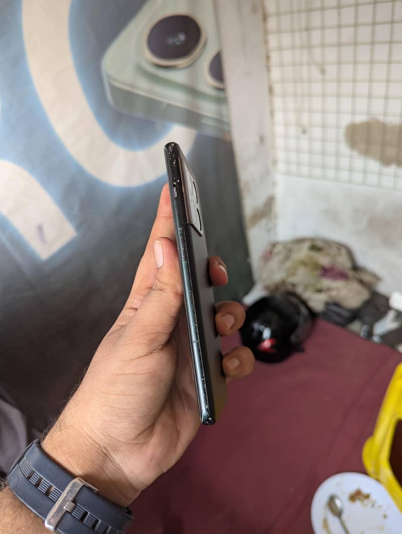 One Plus 10 Pro 3