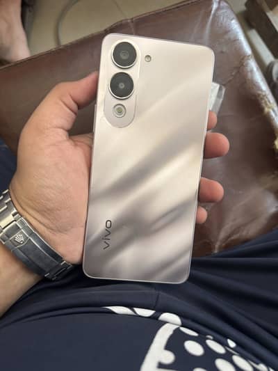 Vivo Y04
