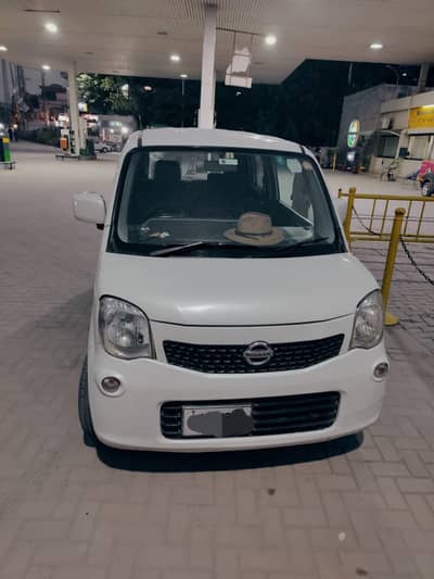 Nissan Moco 2015