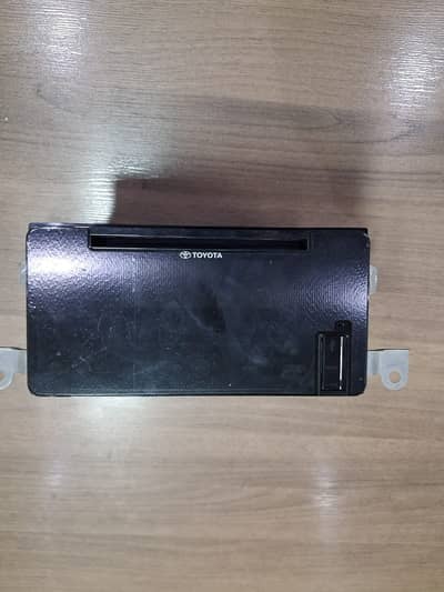 Toyota Yaris infotainment panel with frame