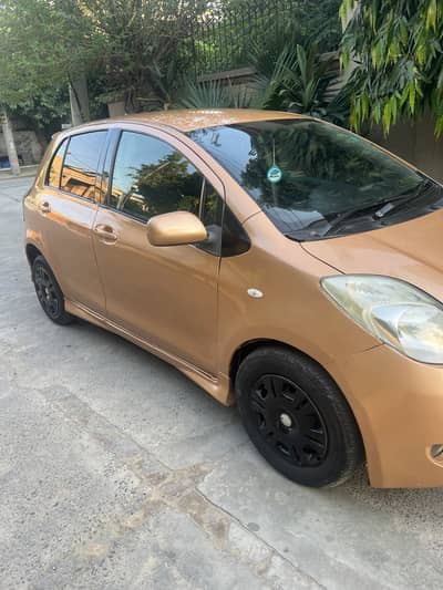 Toyota Vitz 2005