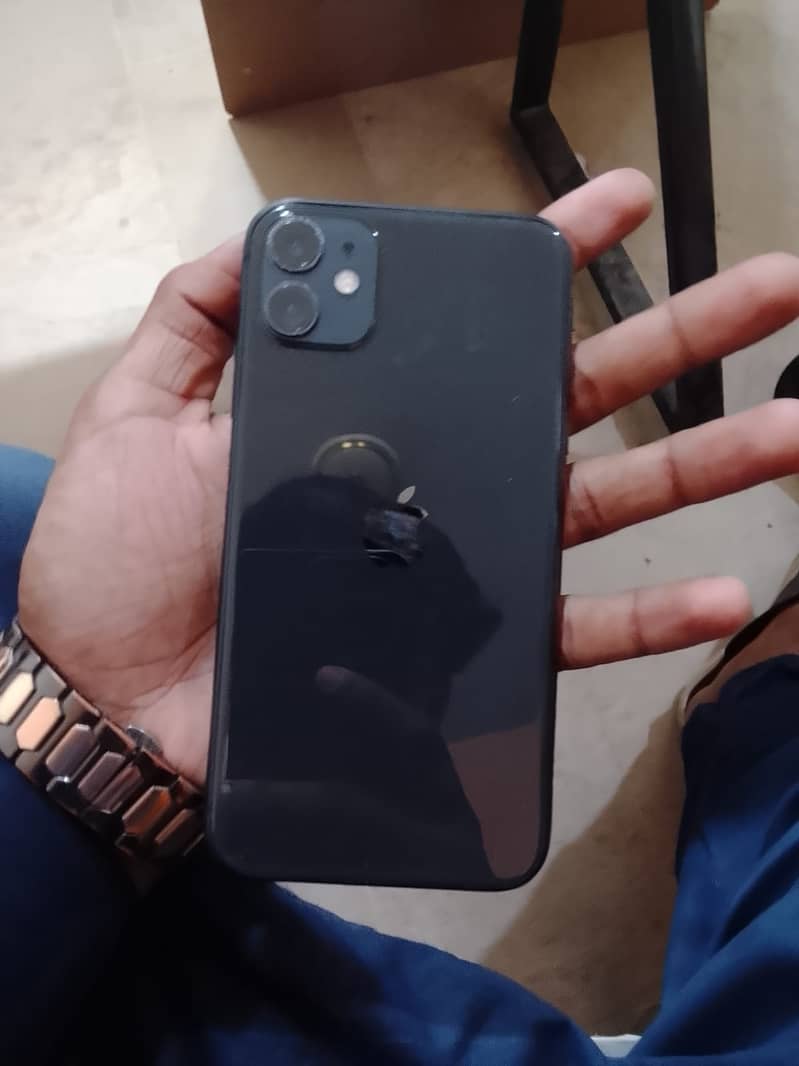 Apple iPhone 11 3