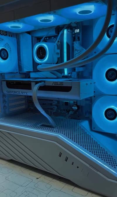 custom pc build and gaming PC's