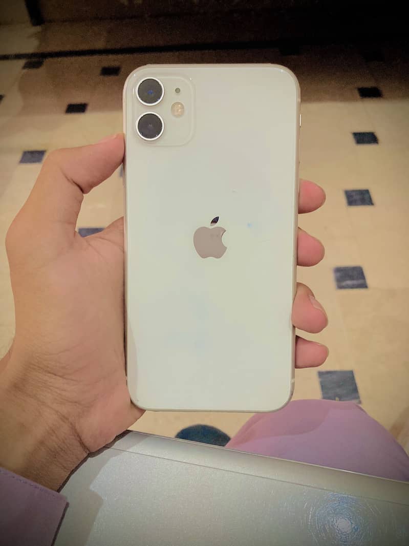 Apple iPhone 11 0